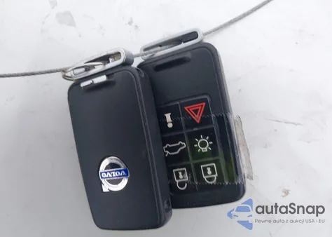 2012 Volvo Xc60 3.2/3.2 Platinum/3.2 Premier/3.2 Premier Plus from USA, damaged, VIN YV4940DZ8C2307880